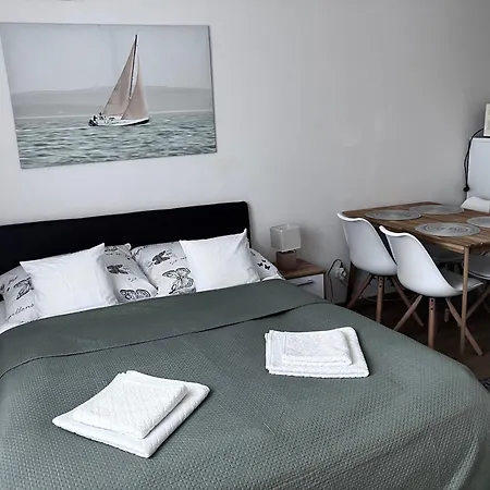 Bella Perla באלאטונפורד